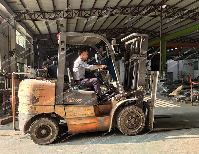 PM治理丨非道路移动机械发动机黑烟净化